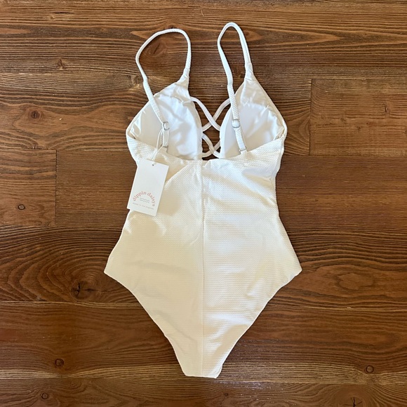 Dippin’ Daisy’s | Bliss One Piece - Picture 3 of 10